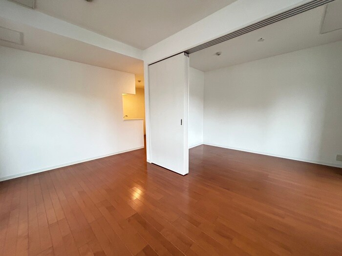 物件内観写真16　(居室)