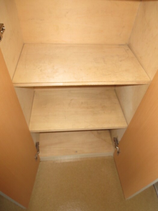 物件内観写真12　(靴箱)