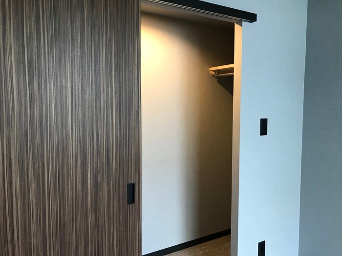 物件内観写真12　(収納)