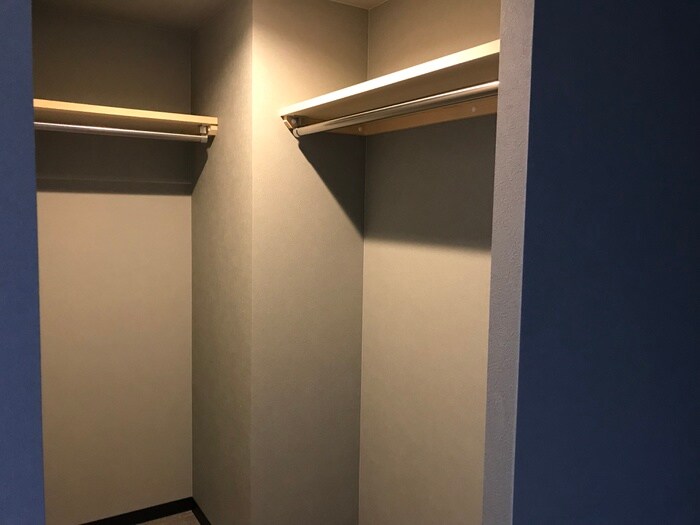 物件内観写真16　(収納)