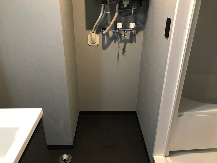 物件内観写真17　(洗濯機置場)