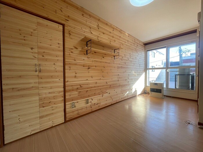 物件内観写真2　(居室)