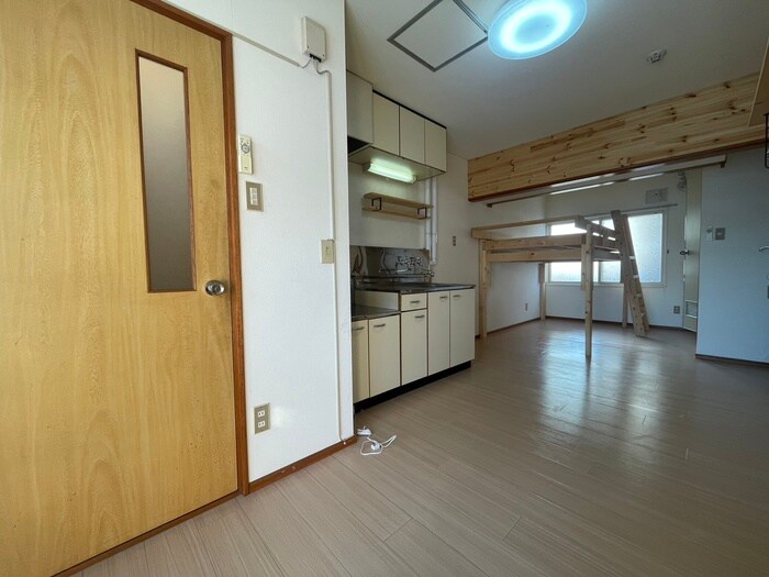 物件内観写真5　(居室)