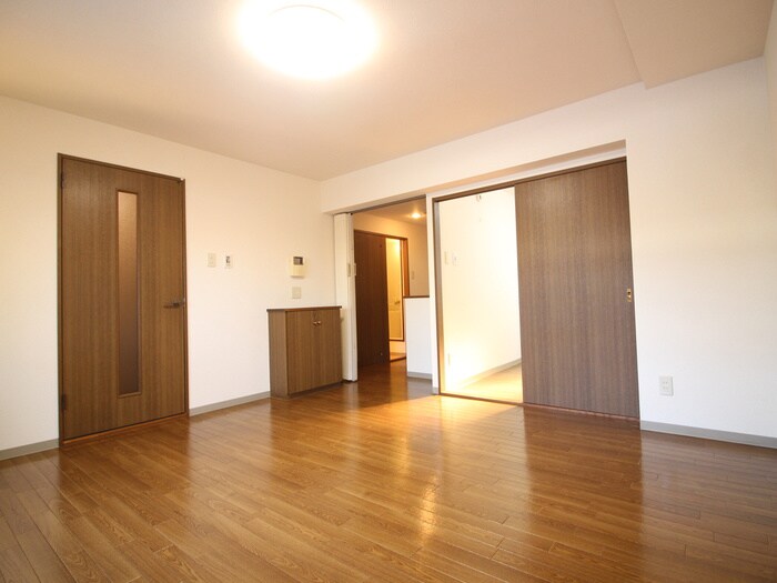 物件内観写真6　(居室)