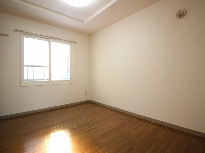 物件内観写真15　(居室)