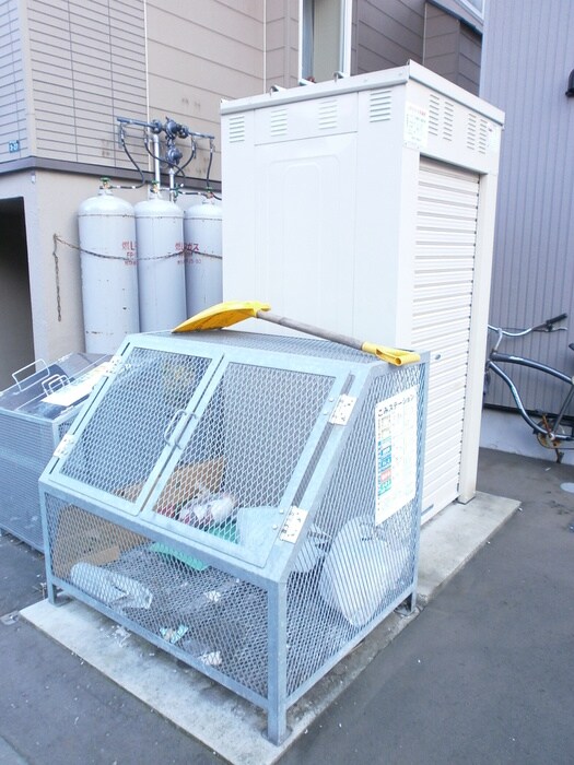 物件外観写真3　(建物設備)