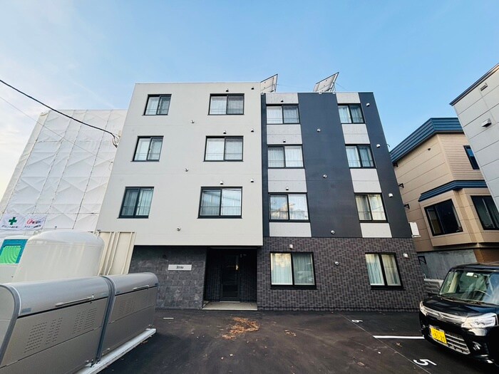 物件外観写真1　(外観写真)