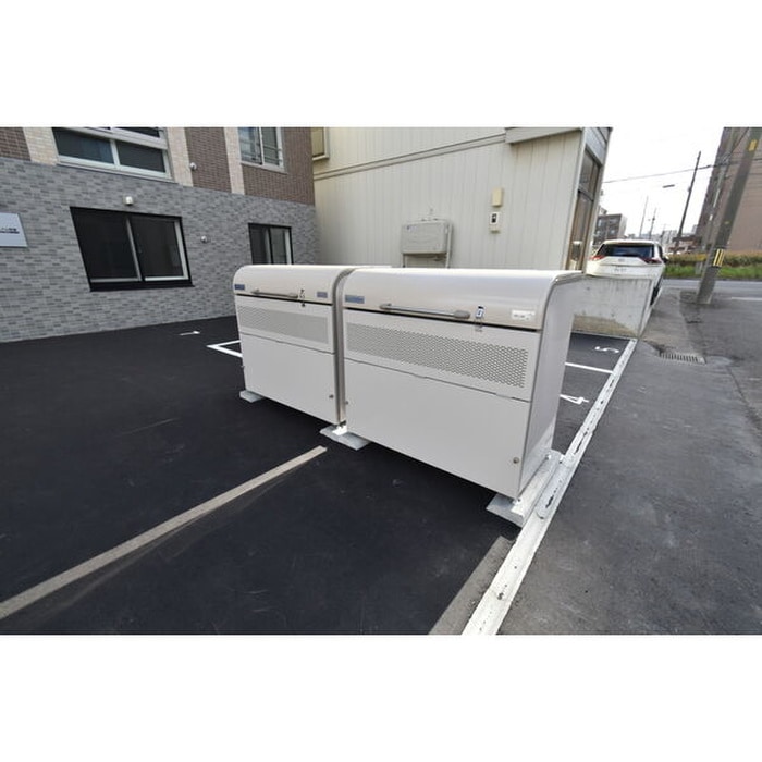 物件外観写真6　(建物設備)