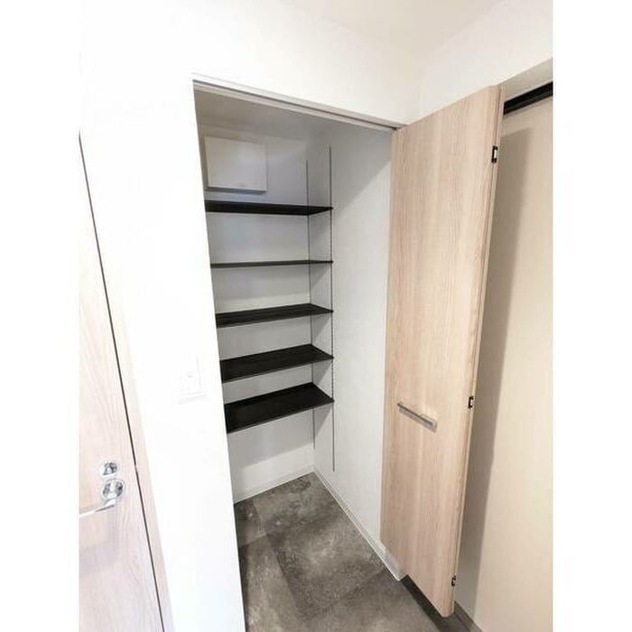 物件内観写真9　(靴箱)