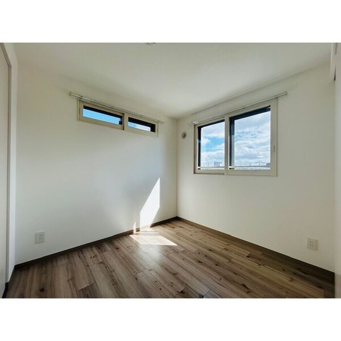 物件内観写真6　(居室)