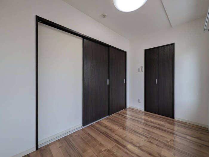 物件内観写真10　(居室)