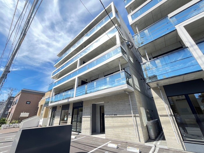 物件外観写真2　(外観写真)