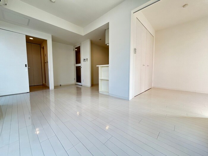 物件内観写真10　(居室)