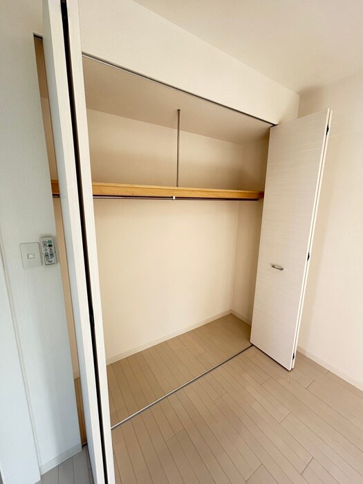 物件内観写真15　(収納)