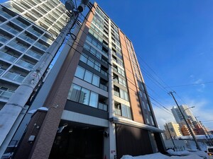 プライムメゾン鴨々川外観写真