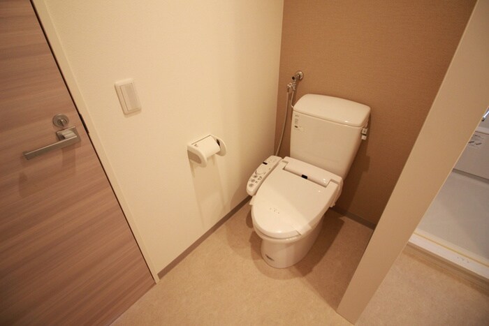 物件内観写真13　(トイレ)