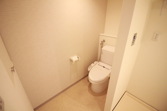 物件内観写真16　(トイレ)