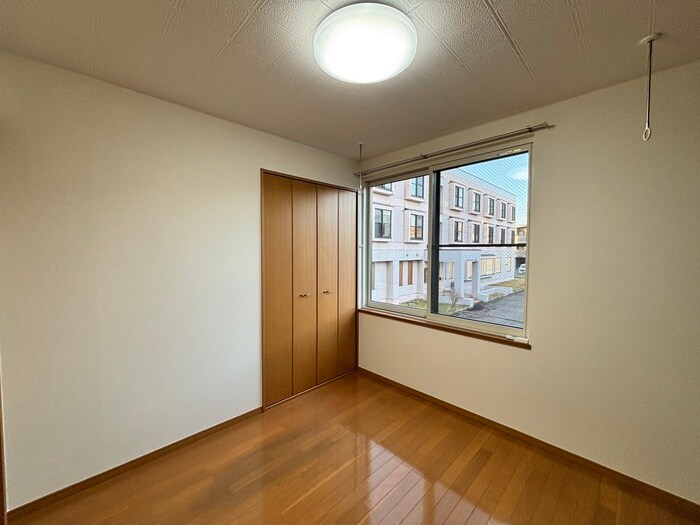 物件内観写真10　(居室)