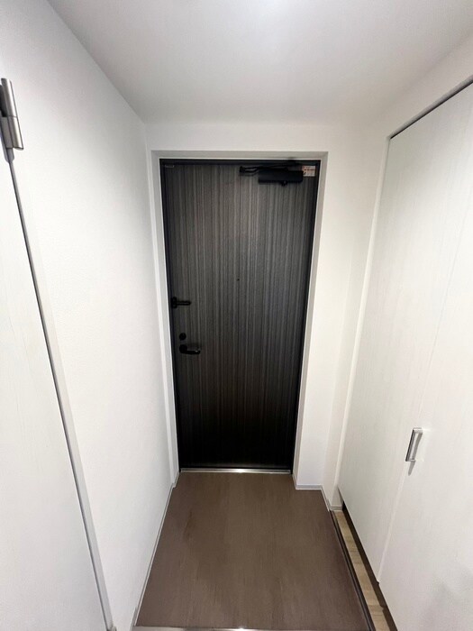 物件内観写真14　(玄関)