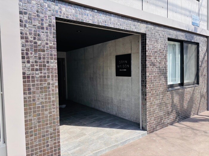 物件外観写真6　(外観写真)