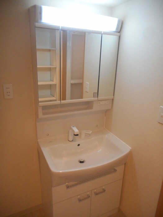 物件内観写真13　(洗面)