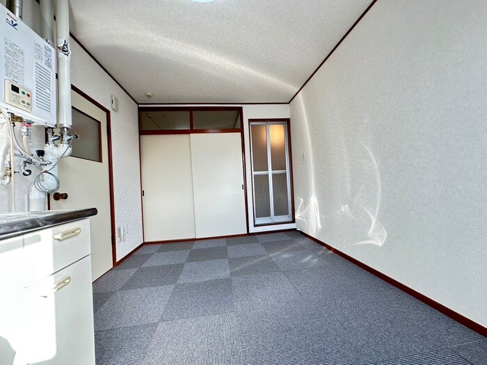 物件内観写真9　(居室)