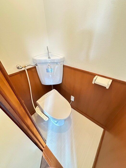 物件内観写真14　(トイレ)