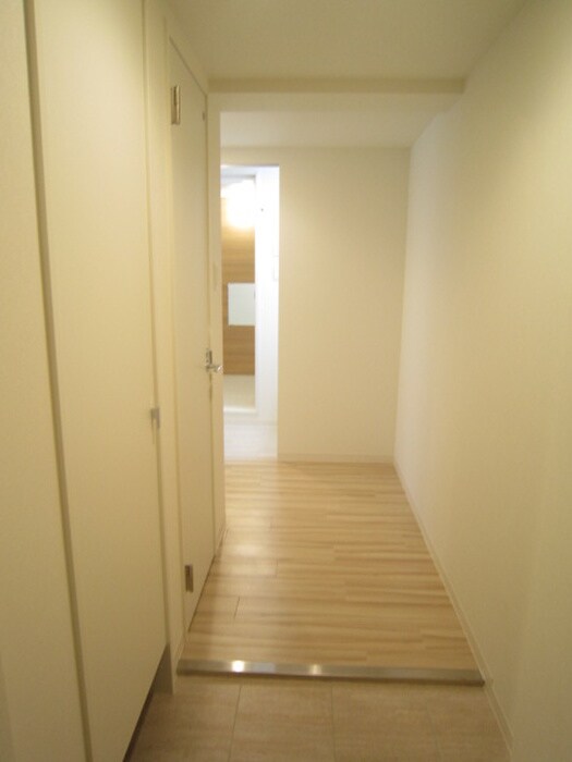 物件内観写真19　(玄関)