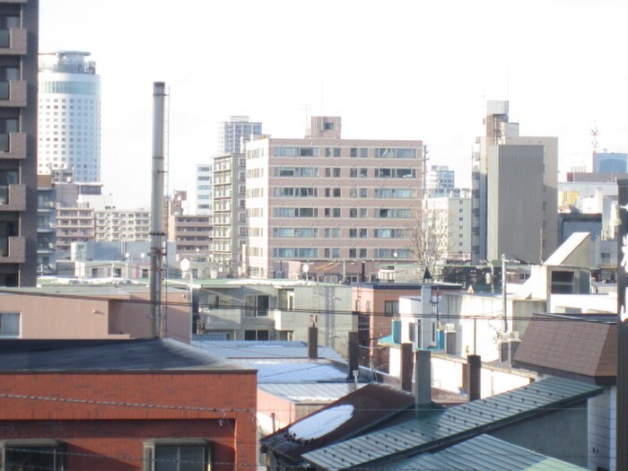 物件内観写真21　(室内からの展望)