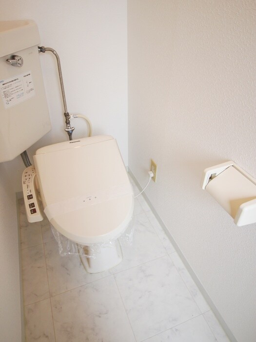 物件内観写真15　(トイレ)