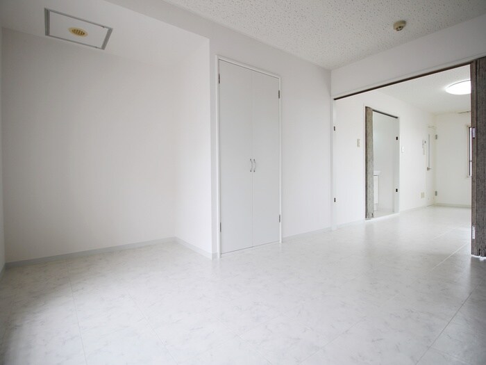 物件内観写真19　(居室)