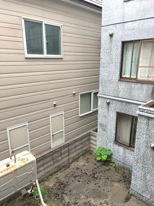 物件内観写真22　(室内からの展望)