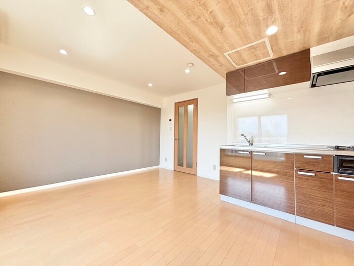 物件内観写真9　(居室)