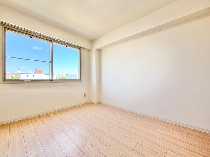 物件内観写真13　(居室)