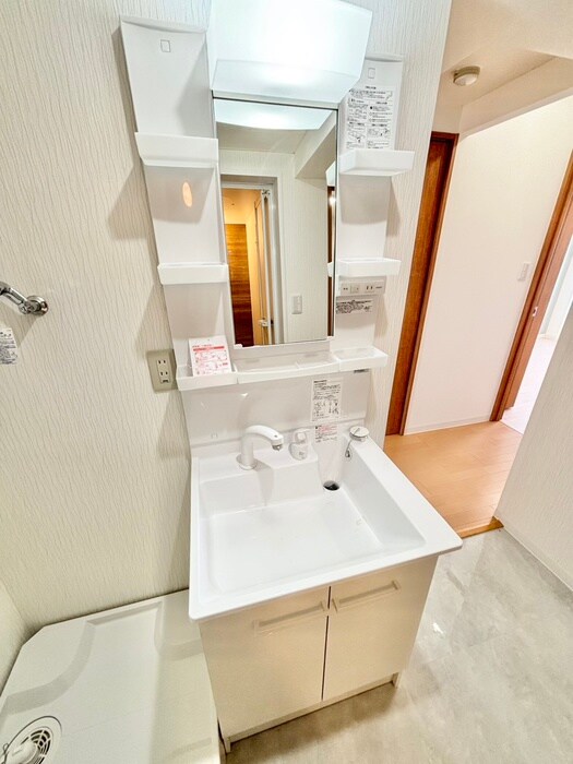 物件内観写真18　(洗面)