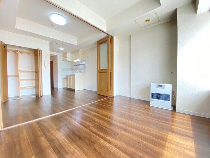 物件内観写真10　(居室)