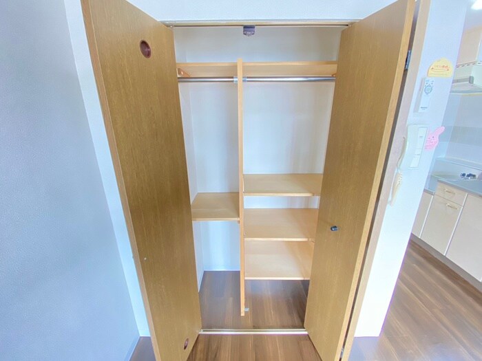 物件内観写真14　(収納)