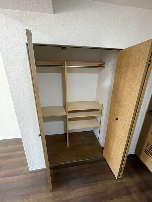 物件内観写真15　(収納)