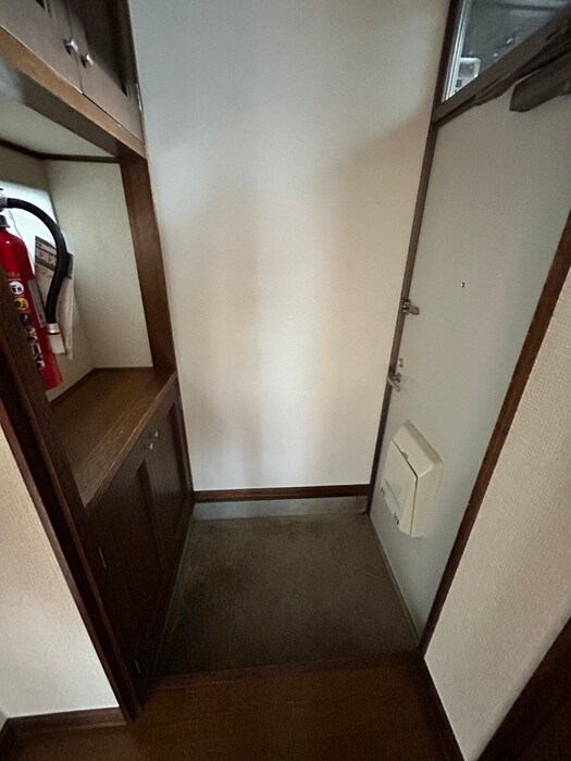 物件内観写真22　(玄関)
