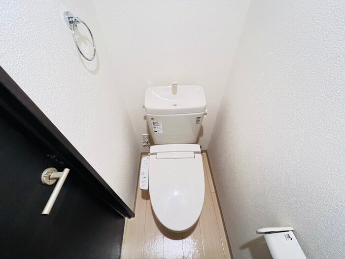物件内観写真13　(トイレ)