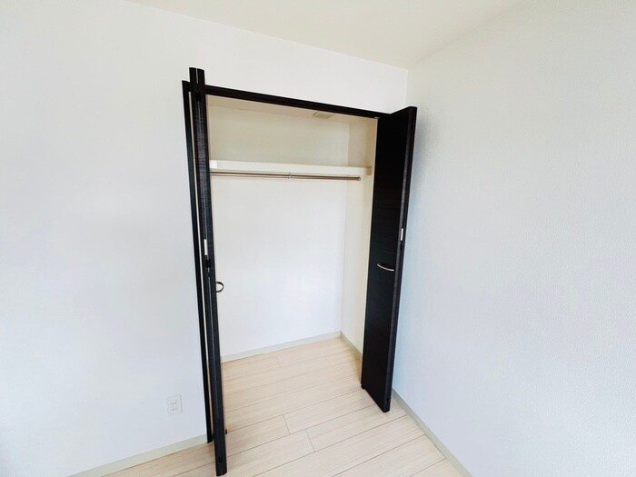 物件内観写真15　(収納)