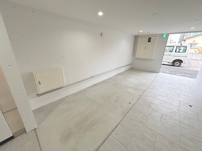 物件外観写真5　(駐輪場)