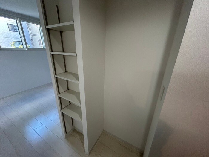 物件内観写真18　(収納)