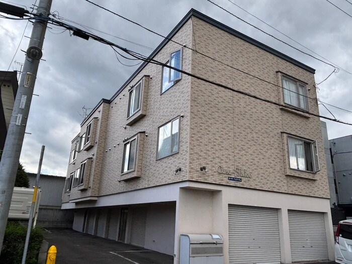 物件外観写真1　(外観写真)