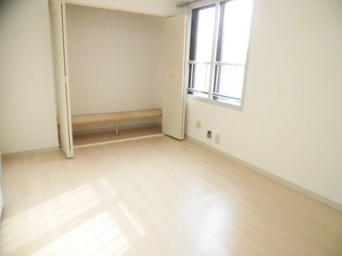 物件内観写真14　(居室)