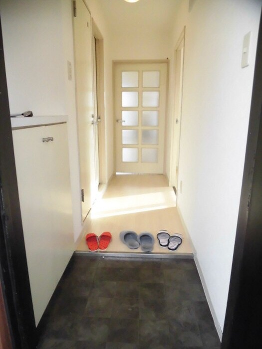 物件内観写真22　(玄関)