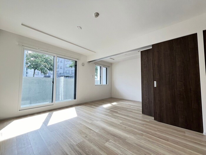 物件内観写真9　(居室)