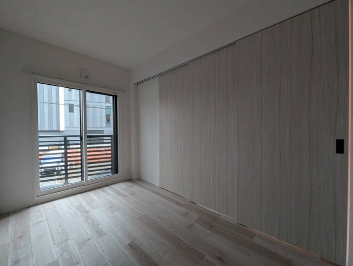 物件内観写真9　(居室)