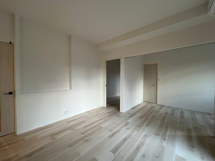 物件内観写真10　(居室)