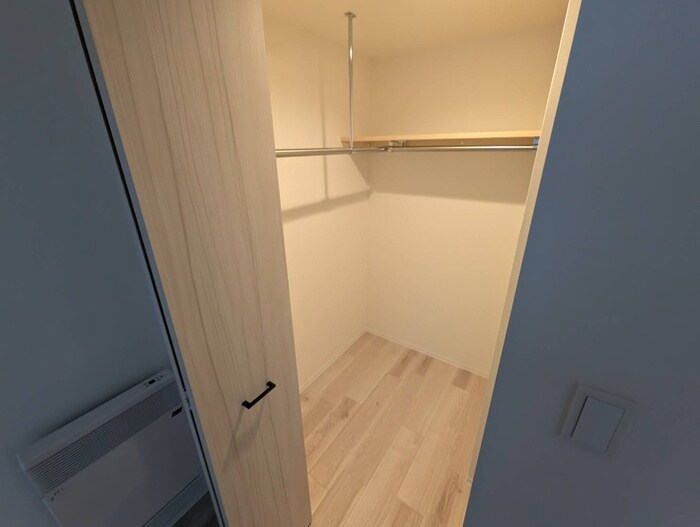 物件内観写真11　(収納)